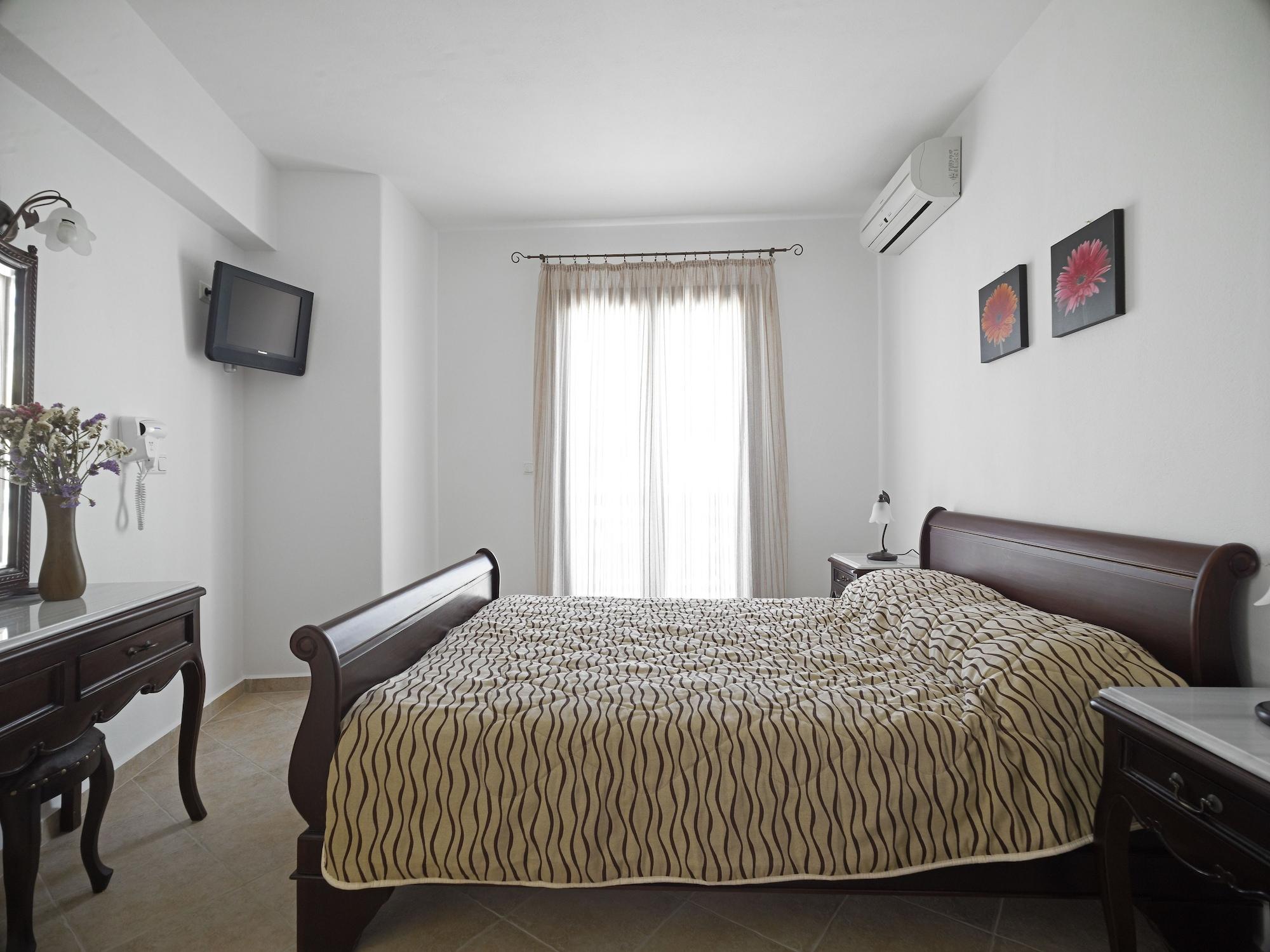 Anemomilos Beach Hotel Agia Anna  ภายนอก รูปภาพ