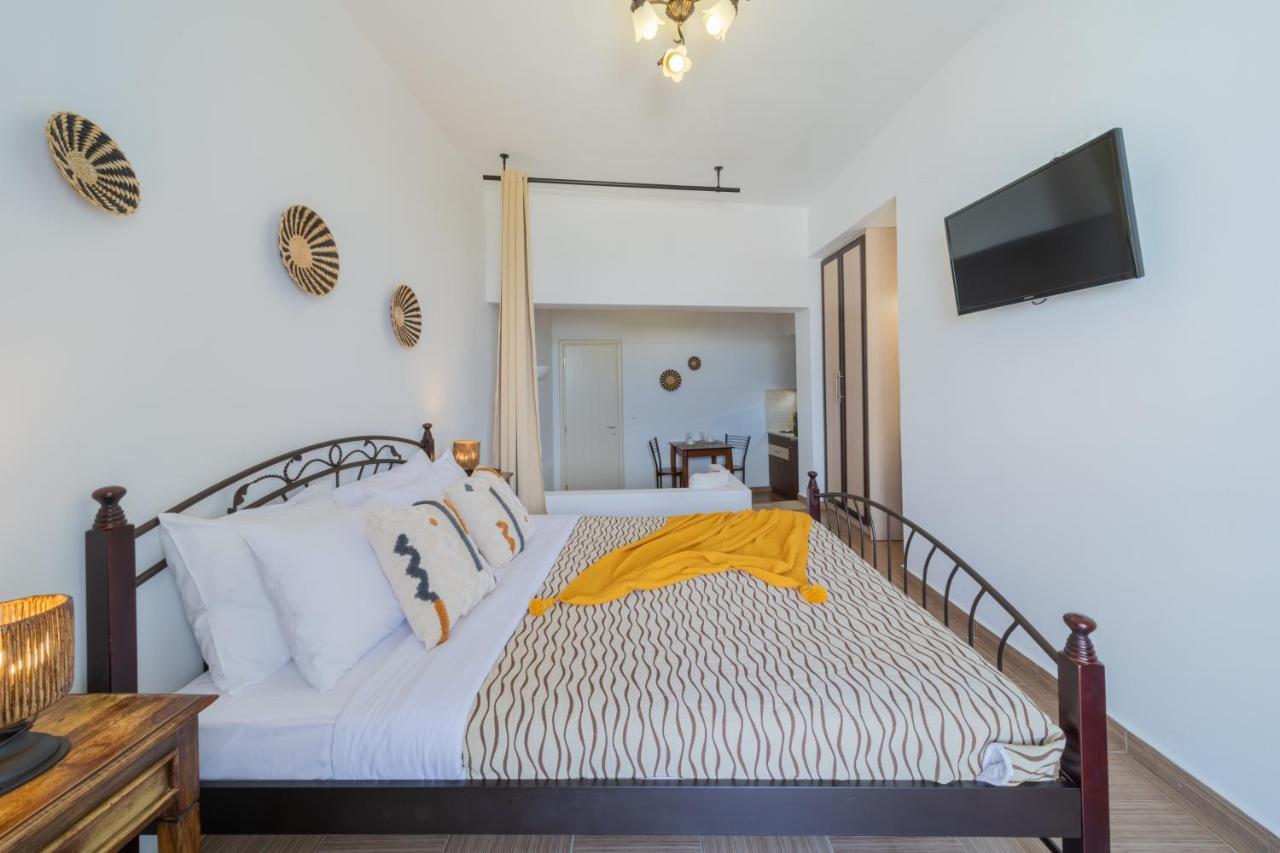 Anemomilos Beach Hotel Agia Anna  ภายนอก รูปภาพ