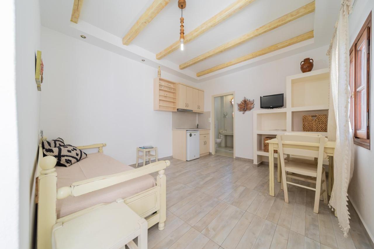 Anemomilos Beach Hotel Agia Anna  ภายนอก รูปภาพ